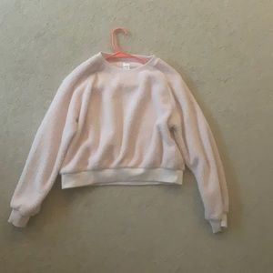 A light pink fuzzy Zella Sherpa.